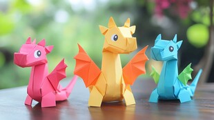 彩色折纸小龙摆件展示