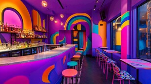 梦幻多彩酒吧内部空间