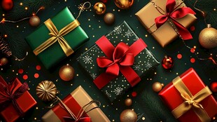 圣诞精美礼物与装饰摆件