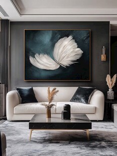 简约客厅的唯美蝴蝶挂画
