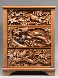 木雕花鸟三屉柜