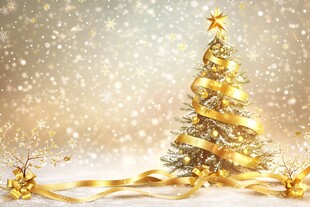金色圣诞树营造梦幻圣诞氛围