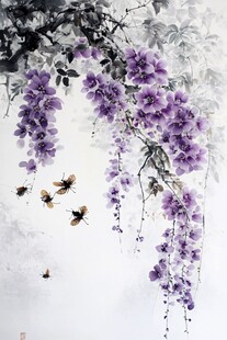 紫藤繁花间蜜蜂飞舞图