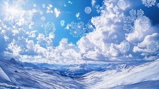 冬日雪山蓝天梦幻景致