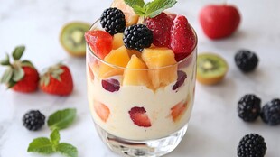 水果酸奶杯 清新美味诱惑