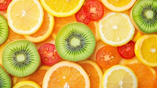 多彩水果切片组合画面