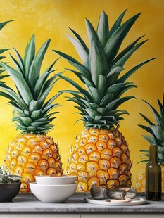 黄色背景下的菠萝静物场景