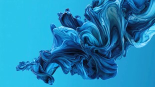 蓝色墨水在水中舞动