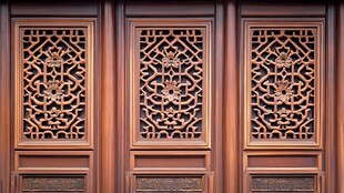 中式雕花木门精致纹理