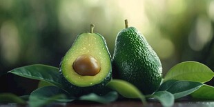 新鲜牛油果 自然的馈赠