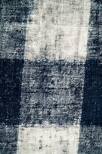 蓝白格子织物纹理图