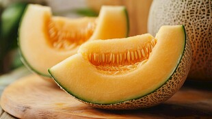 新鲜切开的美味哈密瓜