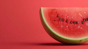 鲜红多汁的美味西瓜切片