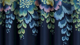 深蓝花卉图案精美窗帘