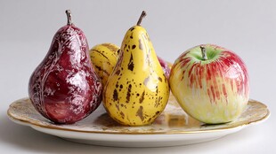 彩纹梨与苹果摆拍