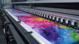 大幅面打印机打印绚丽图案