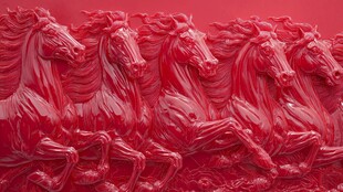 红色奔腾骏马浮雕艺术