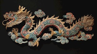 彩绘祥龙木雕艺术品