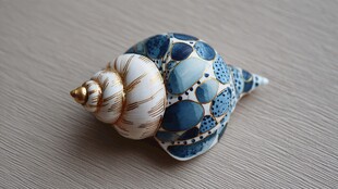蓝白镶嵌风海螺精致摆件