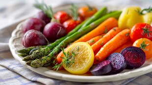 多彩新鲜蔬菜拼盘