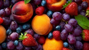 缤纷多彩的新鲜混合水果