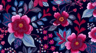 深蓝底绚丽花卉图案