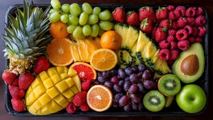 缤纷多彩的新鲜水果拼盘