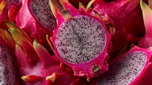 红心火龙果特写与切面