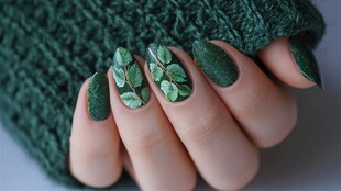 翠绿树叶美甲 尽显自然清新