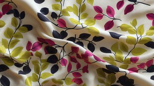 多彩树叶图案精美布料